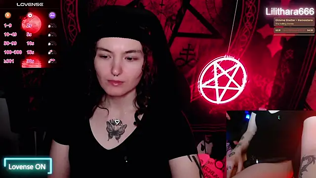 BrandiWRLD 999 online show from October 30, 2025, 7:55 pm