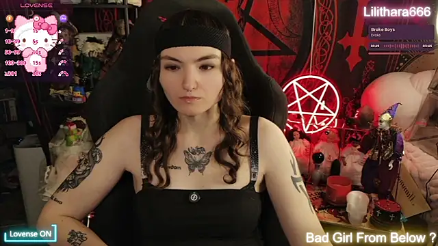 Snapshot of BrandiWRLD_999 chatting on May 1, 2026, 5:40 pm BrandiWRLD 999 online show from May 1, 2026, 5:40 pm