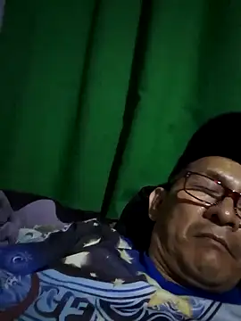 ardiente47 online show from March 20, 2025, 2:40 am