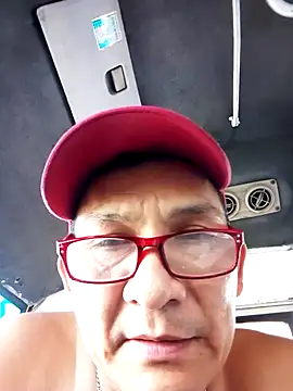 ardiente47 online show from March 22, 2025, 3:20 pm