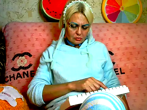 Gardener of Illusions online show from September 15, 2025, 12:27 pm