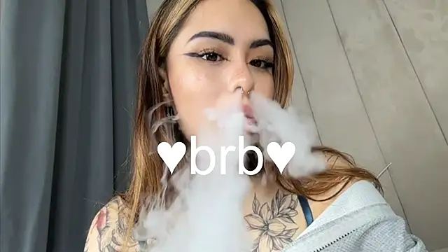 baby  kim online show from September 12, 2025, 5:07 am