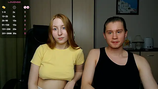 AliceStoneJhonyStone online show from February 19, 2025, 1:39 pm