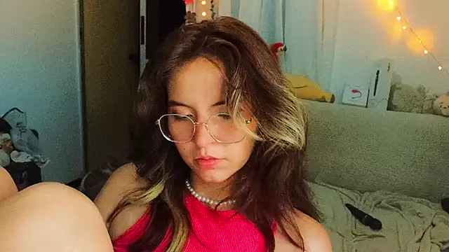 cherrybom969 online show from March 20, 2025, 6:52 am