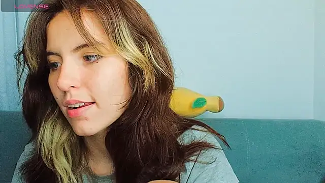 cherrybom969 online show from January 31, 2025, 7:29 am