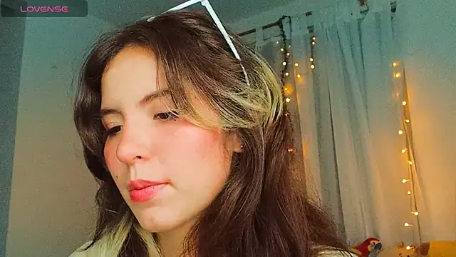 cherrybom969 online show from February 24, 2025, 3:44 am