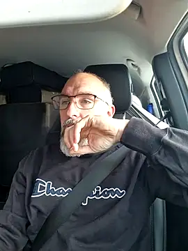 Crosss-23cm online show from February 8, 2025, 3:21 pm