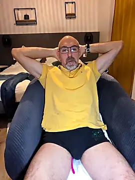 Crosss-23cm online show from October 2, 2025, 6:44 pm