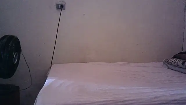 pornstarbrezillian online show from September 18, 2025, 2:31 pm