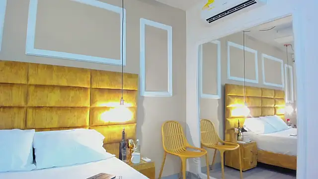 Snapshot of adarussell chatting on February 9, 2026, 2:04 pm adarussell online show from February 9, 2026, 2:04 pm