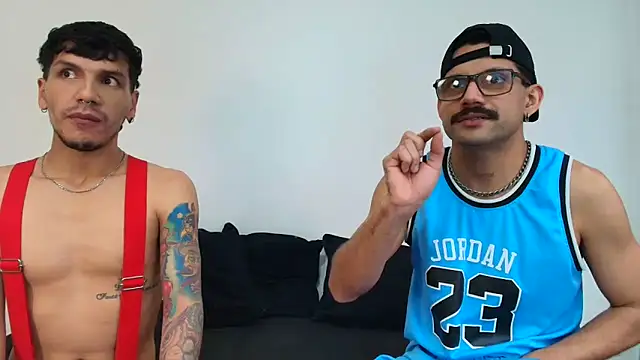 Snapshot of Benjamin_show chatting on February 28, 2026, 3:22 pm Benjamin show online show from February 28, 2026, 3:22 pm