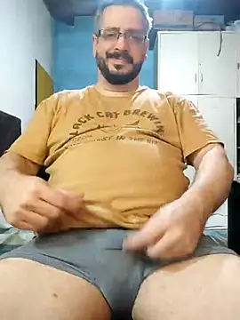 Snapshot of MrBig_2024 chatting on October 4, 2025, 4:41 pm MrBig 2024 online show from October 4, 2025, 4:41 pm