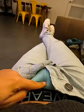 cricrimsBarcelona online show from January 8, 2025, 9:01 pm