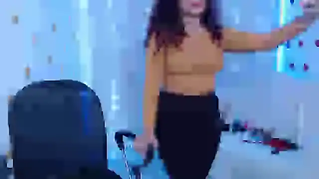 valeriia  118 online show from March 11, 2025, 5:13 am