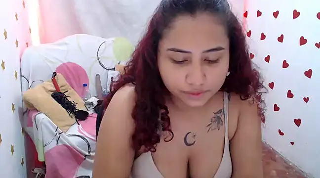 valeriia  118 online show from February 5, 2025, 4:48 am