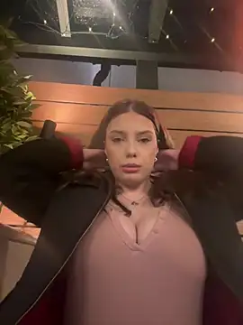 Snapshot of Krystal_Tx chatting on February 21, 2025, 7:43 pm Krystal Tx online show from February 21, 2025, 7:43 pm