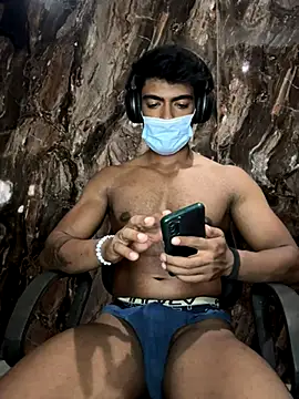 rony6663 online show from October 9, 2025, 6:36 am