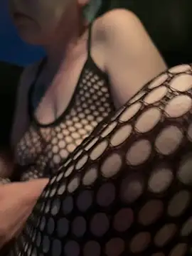 mywhoresmaster4u online show from September 27, 2025, 2:07 am