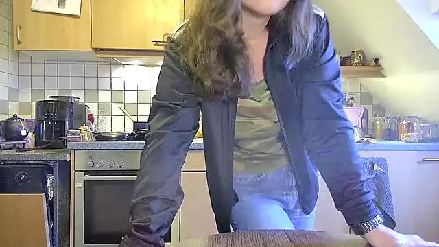 stunning Rosi online show from January 10, 2025, 2:45 pm