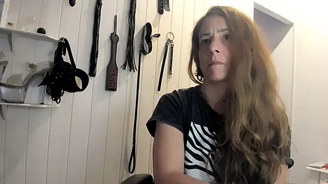 jessiburningheels online show from September 18, 2025, 9:34 am