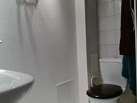 Lauzo21 online show from April 8, 2026, 7:10 am