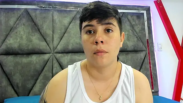 AbbySmiitth  online show from March 18, 2026, 10:10 pm