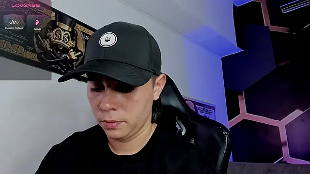 AbbySmiitth  online show from October 17, 2025, 11:28 pm