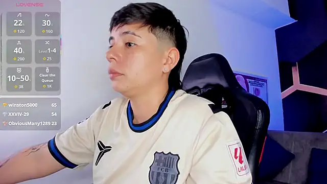 AbbySmiitth  online show from October 24, 2025, 7:02 pm