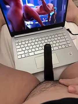 yourcutesarah online show from November 11, 2025, 9:59 am