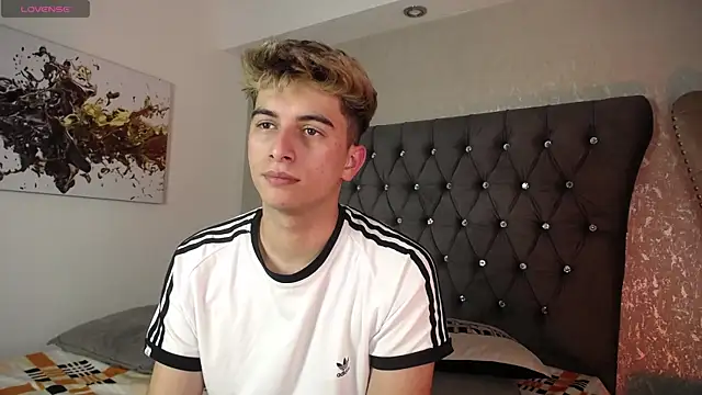 MrWilliseo online show from September 13, 2025, 8:25 am