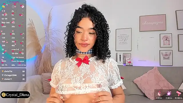 Crystal Dluna online show from March 11, 2025, 3:45 pm