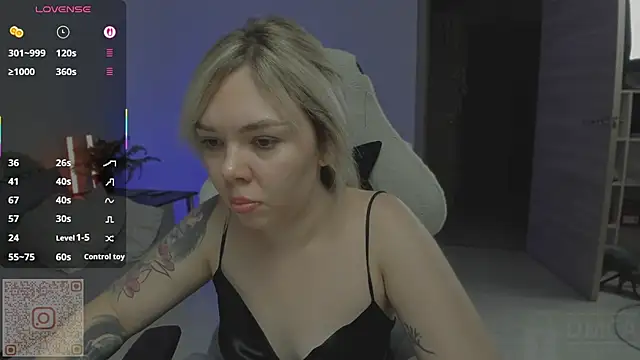 whoa-hoa-hoa-hoa-hoa online show from September 22, 2025, 3:51 pm