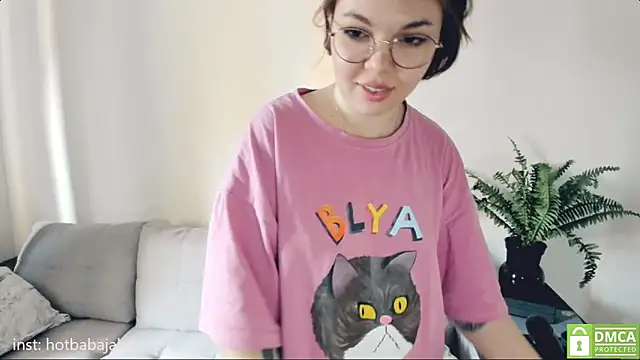 whoa-hoa-hoa-hoa-hoa online show from March 10, 2025, 8:39 am