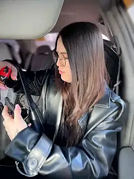 Snapshot of meow_girl chatting on February 25, 2026, 10:04 am meow girl online show from February 25, 2026, 10:04 am