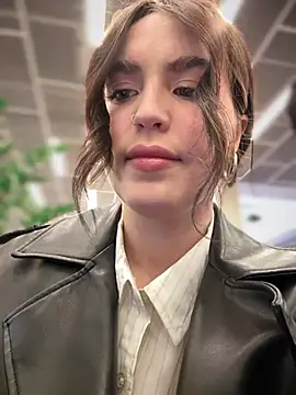 meow girl online show from March 15, 2025, 11:19 am