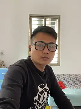 lixiaoshuai8 online show from March 10, 2025, 6:16 am