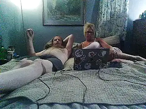 letsgetdirty1981 online show from February 5, 2025, 6:02 am