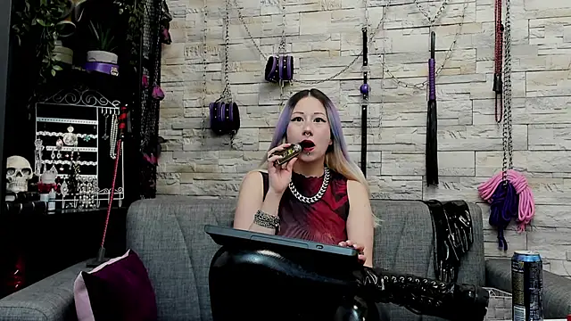 Snapshot of CruelMistress chatting on February 21, 2026, 1:40 am CruelMistress online show from February 21, 2026, 1:40 am