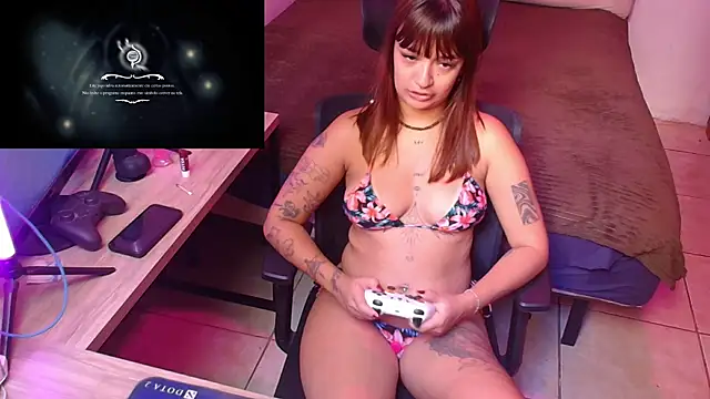 Snapshot of pepsicolacouple chatting on November 22, 2025, 11:31 am pepsicolacouple online show from November 22, 2025, 11:31 am