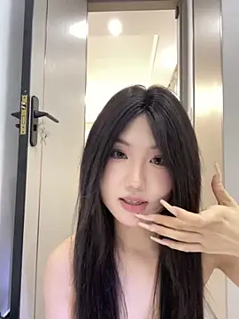 xyebobs online show from September 12, 2025, 1:44 pm