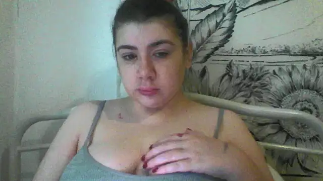 CamilaCherryX online show from October 5, 2025, 2:30 pm