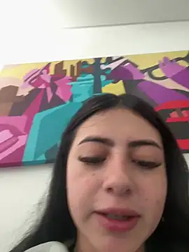 myeimmy 33 online show from January 11, 2025, 3:42 pm