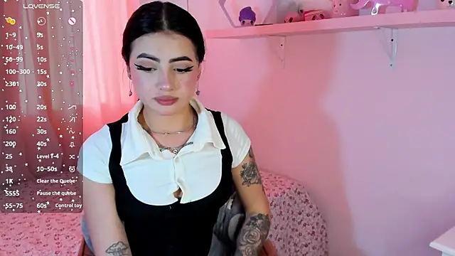 myeimmy 33 online show from March 11, 2025, 8:42 pm