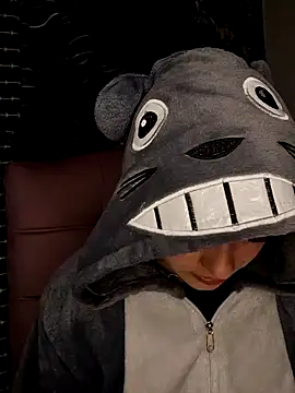 myeimmy 33 online show from January 23, 2025, 11:36 pm