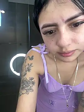 myeimmy 33 online show from January 11, 2025, 12:18 pm