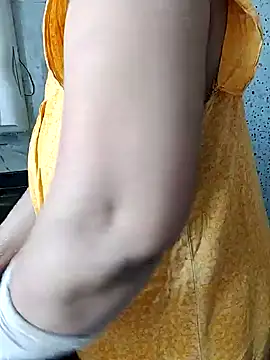 milf-kaira online show from January 11, 2025, 5:10 am