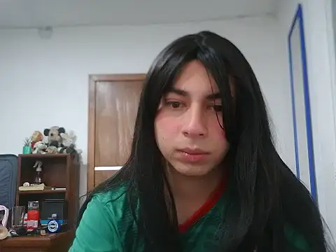 Yasmin Paez99 online show from June 12, 2026, 8:17 pm