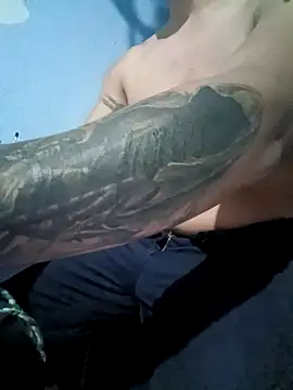 Javierhot666 online show from April 6, 2026, 7:37 pm