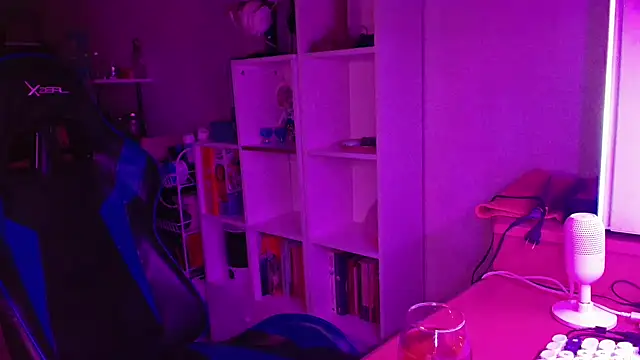 DirtyDi97 online show from February 17, 2026, 1:03 am