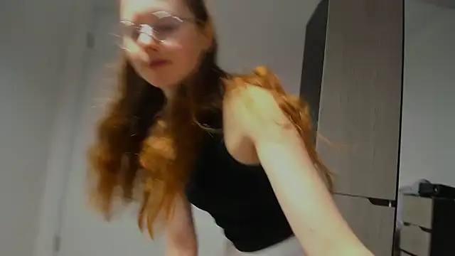 Fire Luna online show from February 10, 2025, 9:58 am